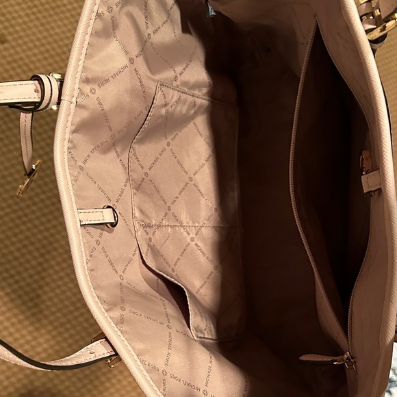 Michael Kors Light Pink Signature Tote - Picture 8 of 8